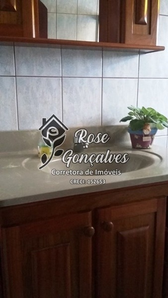 Belo sobrado jardim corumbá Itanhaém (17)